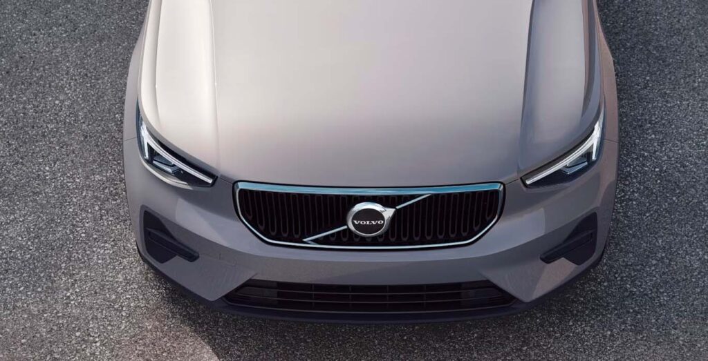 VOLVO-XC40-2.0-B3-G-Core-Auto-exterior-delantera