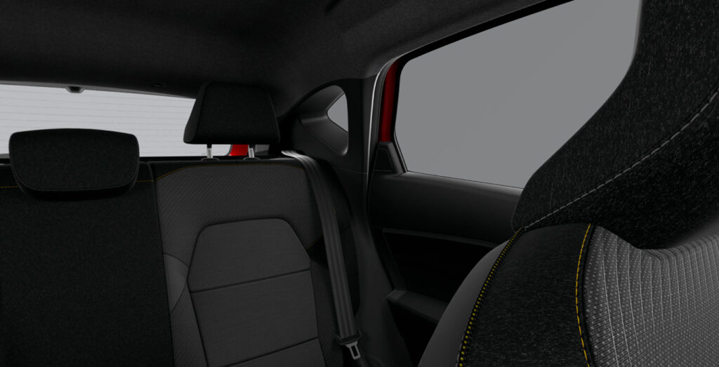 RENAULT-CAPTUR-TECNHO-TCE-EDC-MHEV-interior-trasera