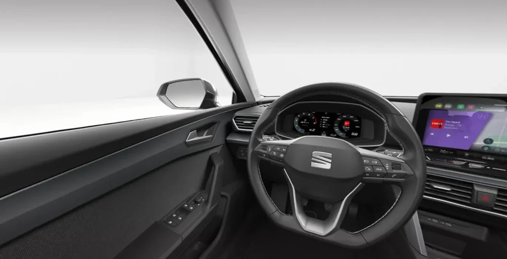 Seat-Leon-1.5-eTSI-DSG-7-SS-Style-XL-interior-delantera.webp