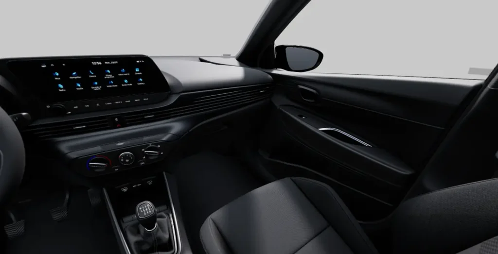 Hyundai-i20-1.0T-Black-Line-90cv-MY26-interior-delantera-II.webp