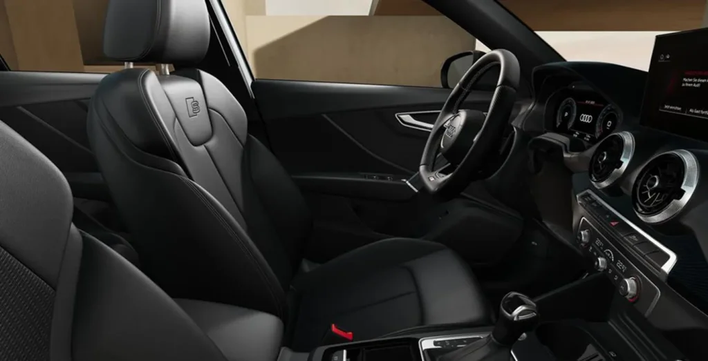 AUDI-Q2-Adrenalin-Black-ED-35-TDI-110kW-S-Tronic-interior-delantera-II.webp